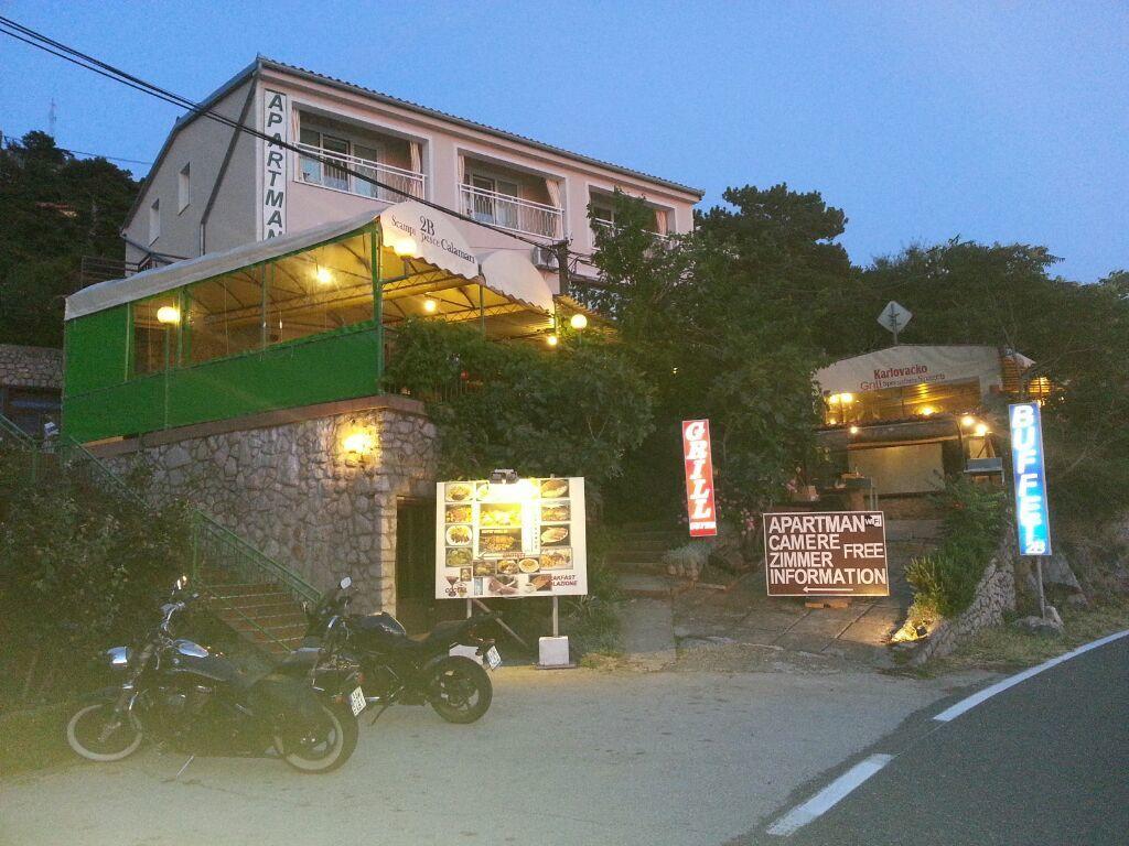 Apartments - Buffet 2B スヴェティ・ユライ エクステリア 写真