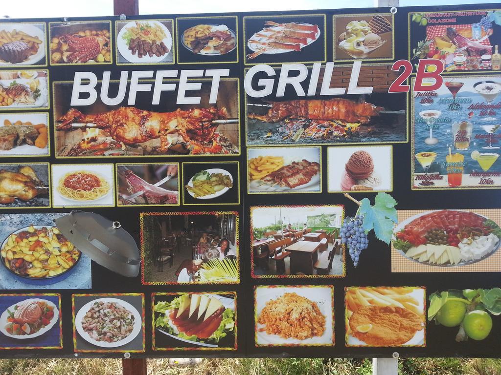 Apartments - Buffet 2B スヴェティ・ユライ エクステリア 写真